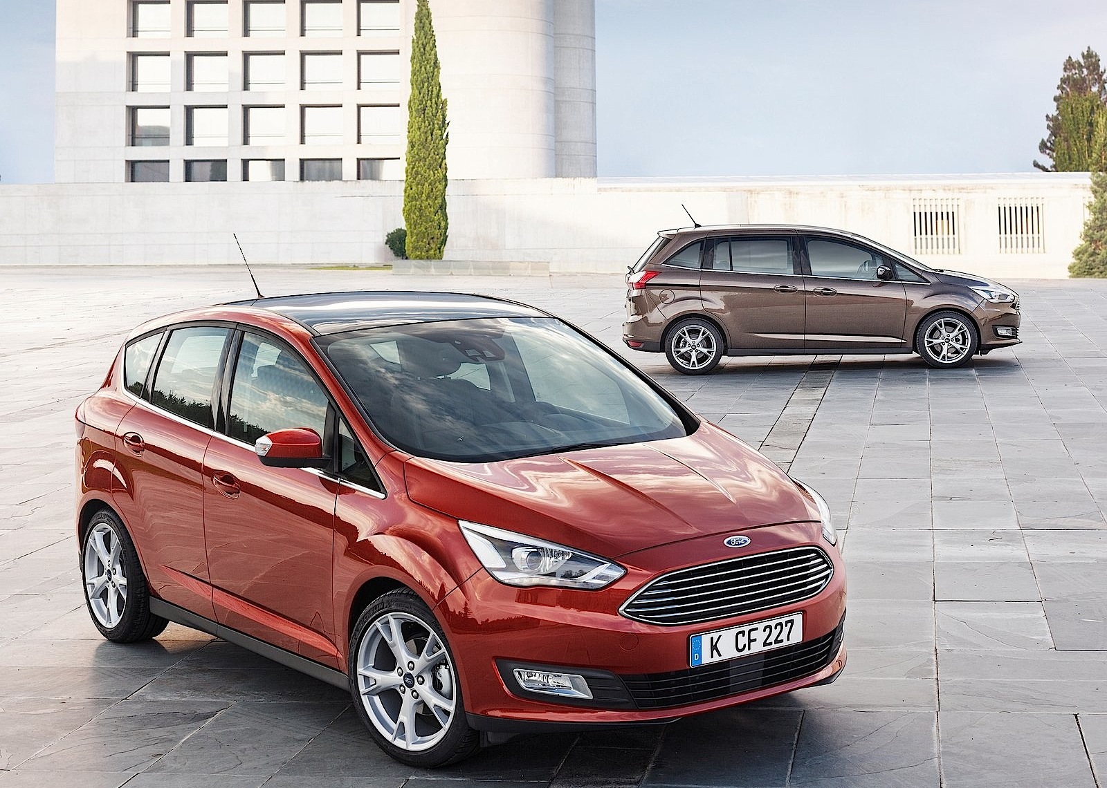 Ford C-Max photo 28
