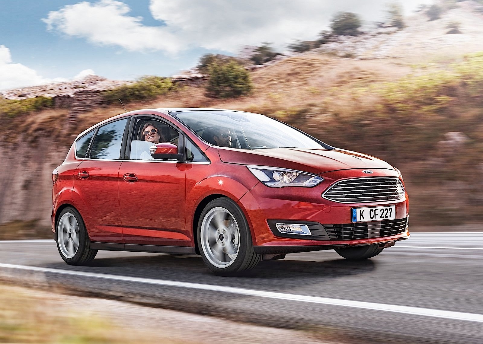 Ford C-Max photo 2