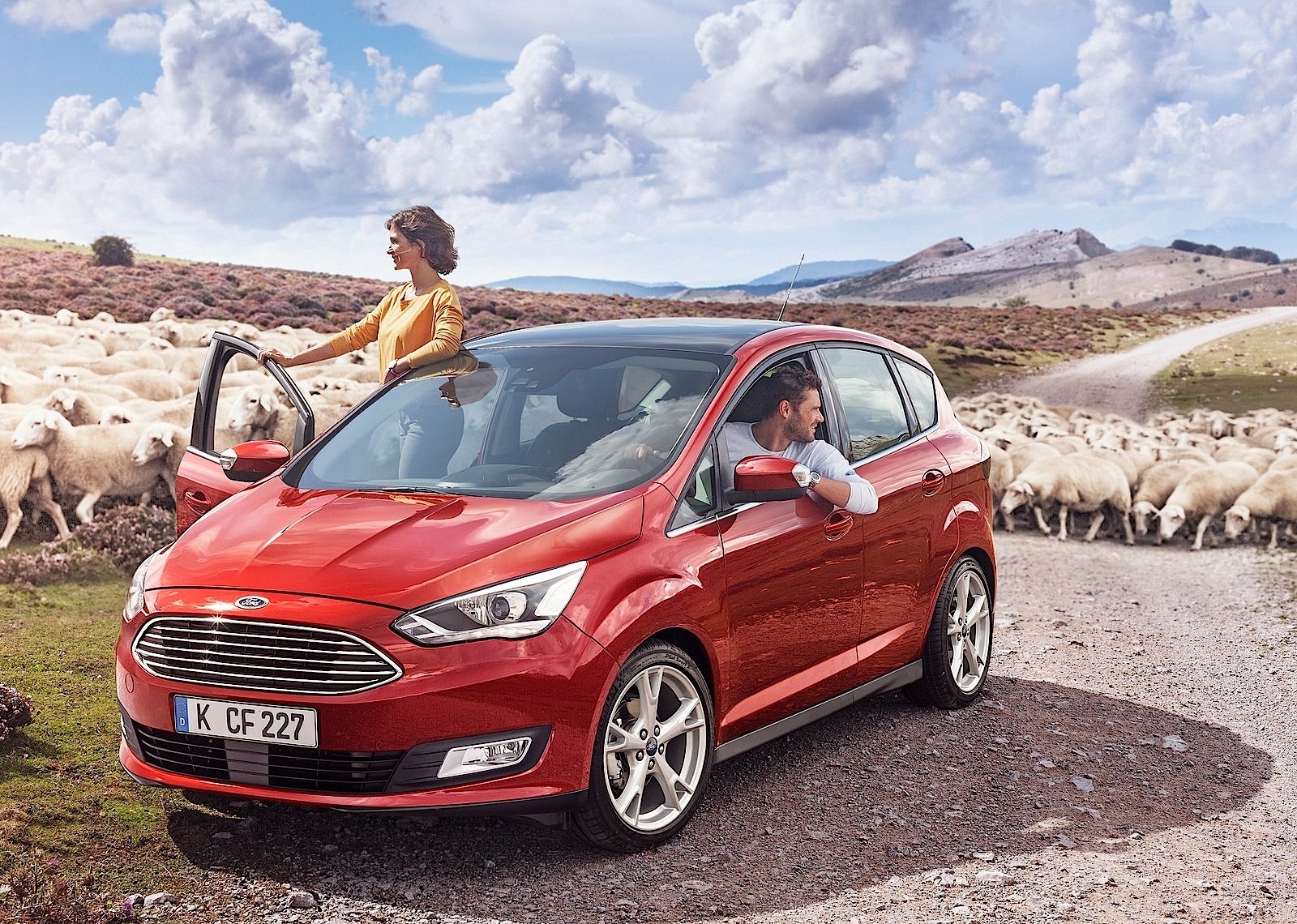 Ford C-Max photo 3