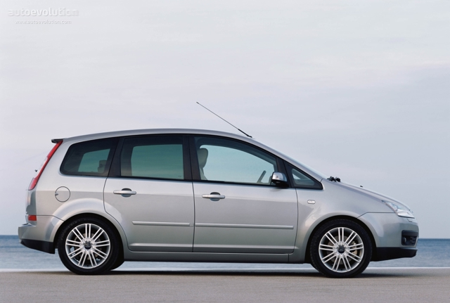 Ford C-Max photo 2