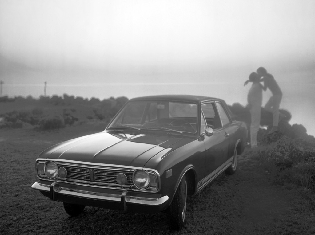 Ford Cortina photo 2