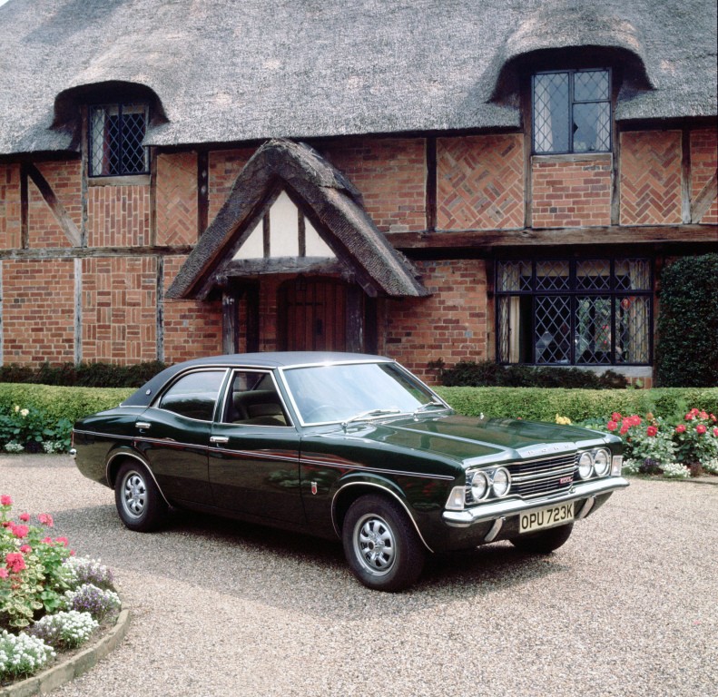 Ford Cortina photo 12