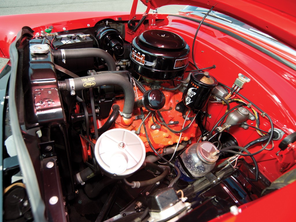 Ford Crestline photo 26