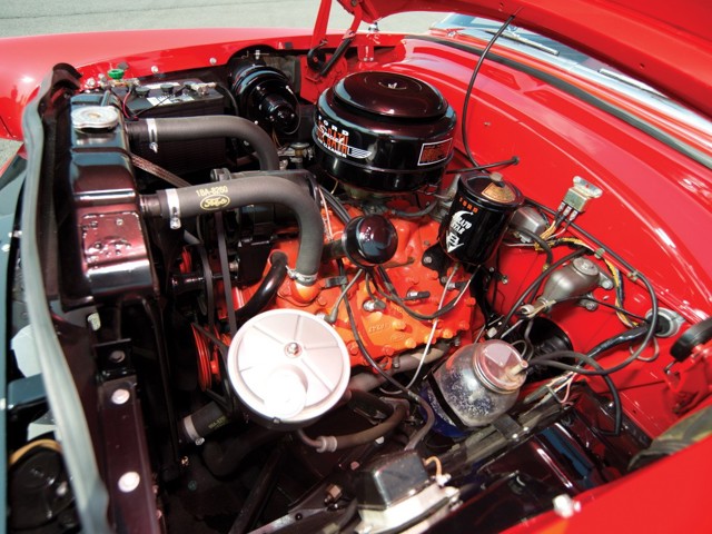 Ford Crestline photo 26