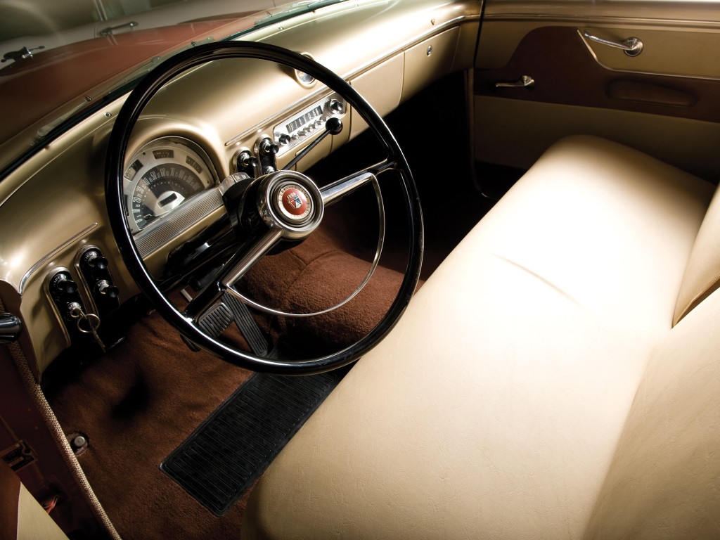 Ford Crestline photo 27