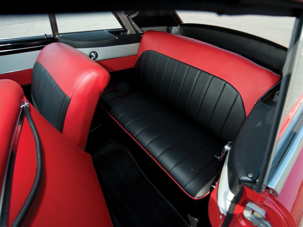 Ford Crestline photo 29