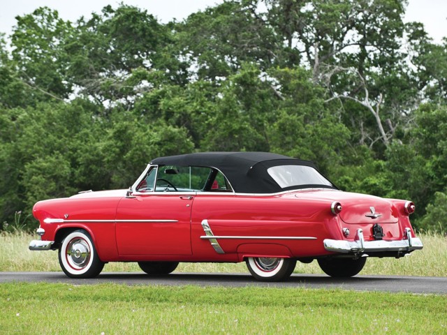 Ford Crestline photo 8