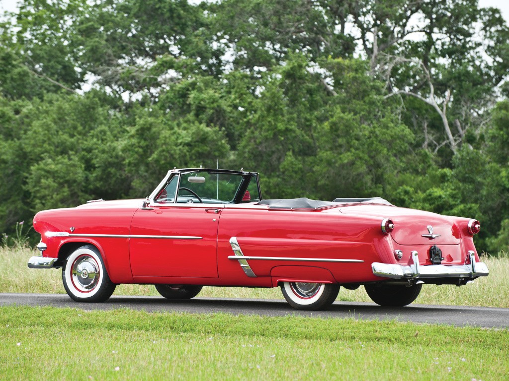 Ford Crestline photo 10