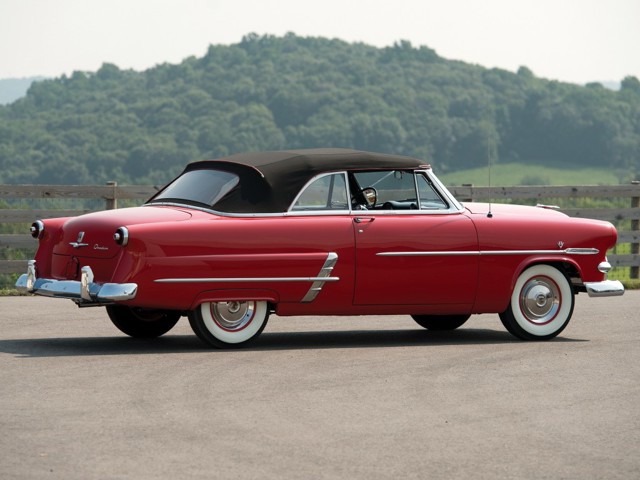 Ford Crestline photo 14