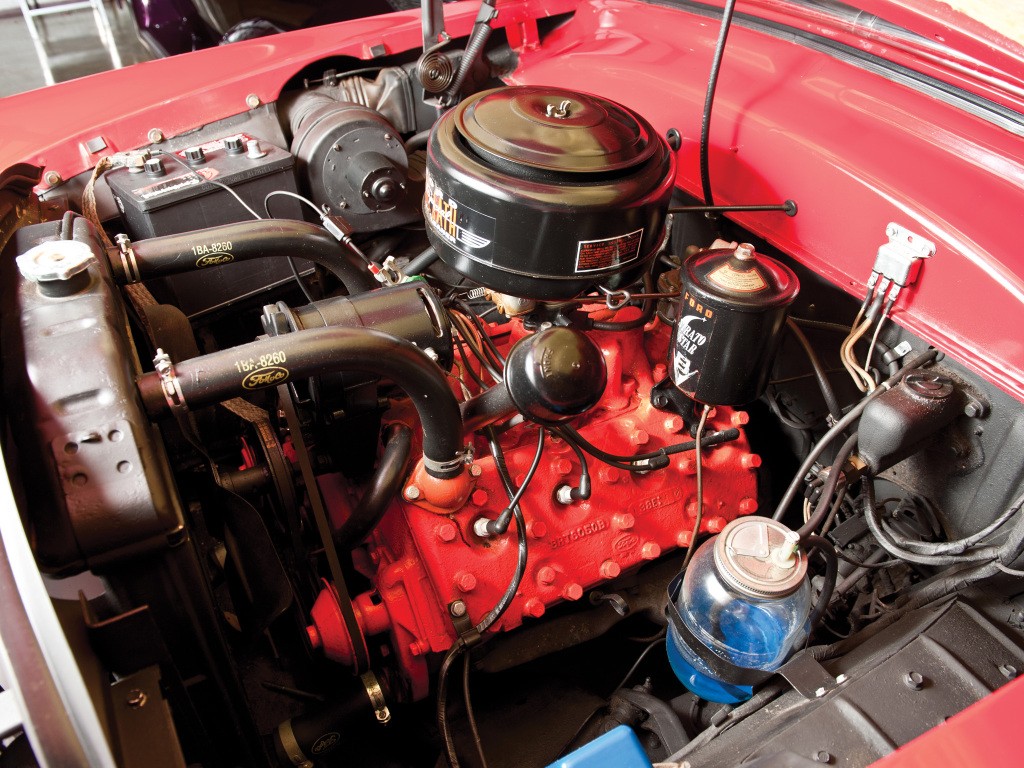 Ford Crestline photo 22