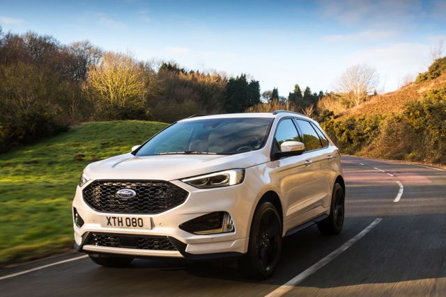 Ford Edge photo 2