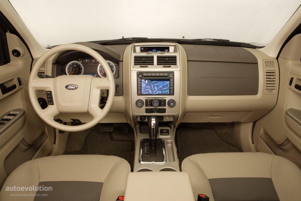 Ford Escape photo 6