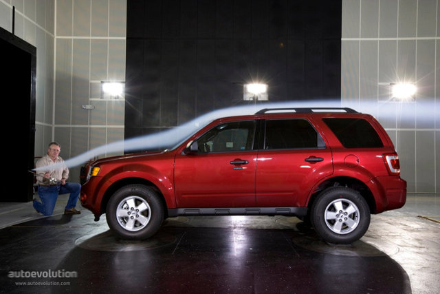 Ford Escape photo 11
