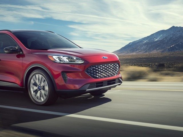 Ford Escape photo 2