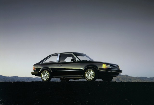 Ford Escort 3 Doors photo 5