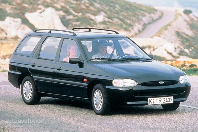 FORD Escort Wagon