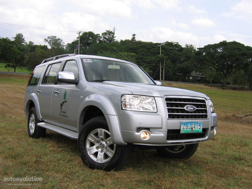Ford Everest photo 2