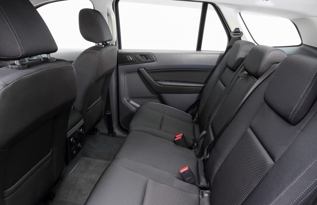 Ford Everest photo 86