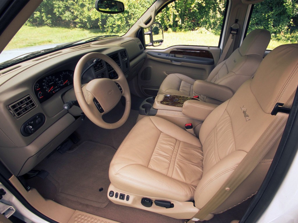 Ford Excursion photo 47