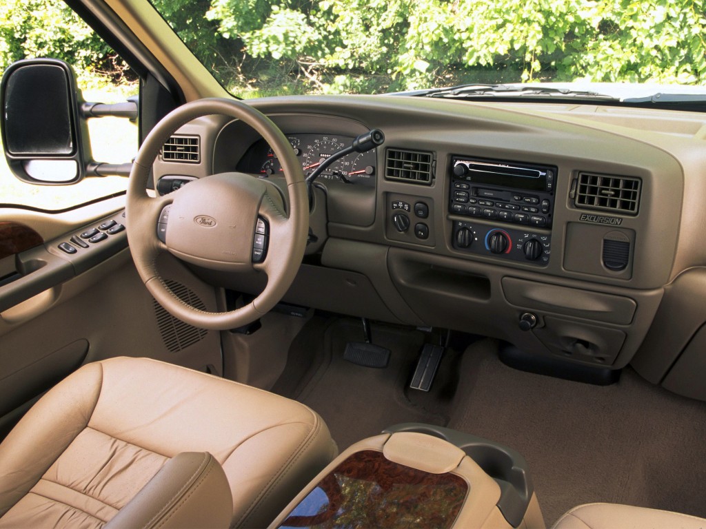 Ford Excursion photo 50