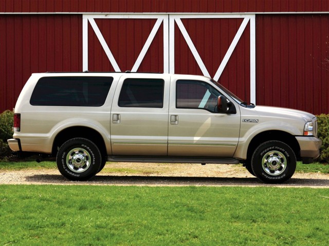 Ford Excursion photo 10