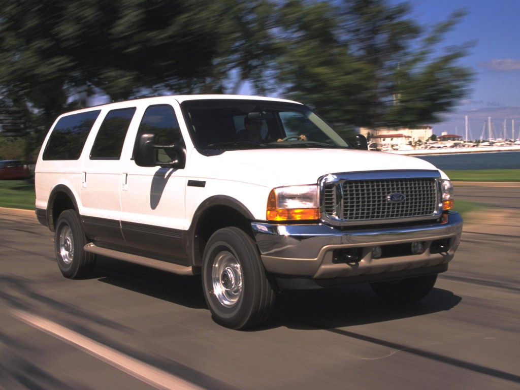 Ford Excursion photo 23