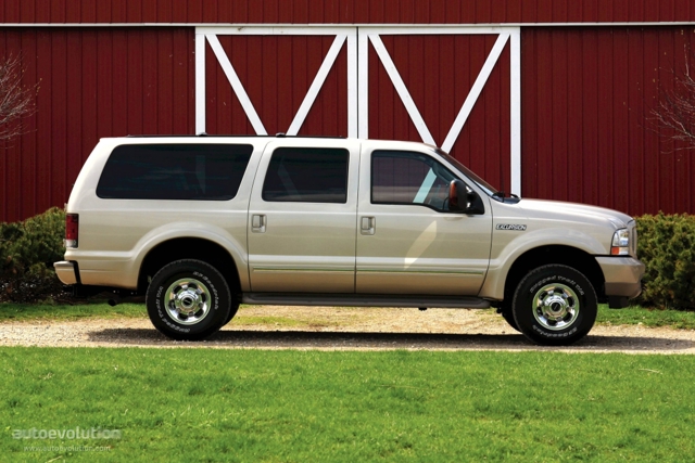 Ford Excursion photo 4