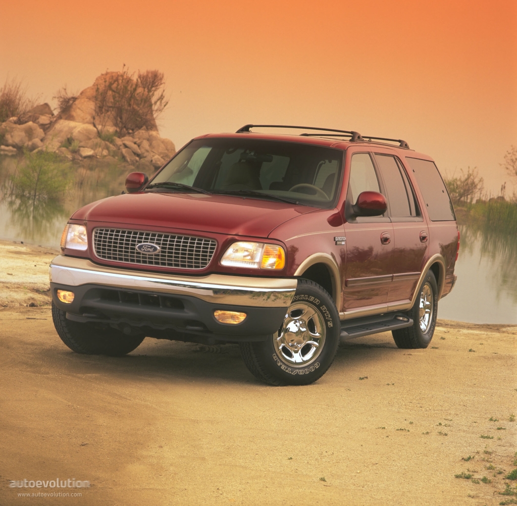 Ford Expedition photo 2
