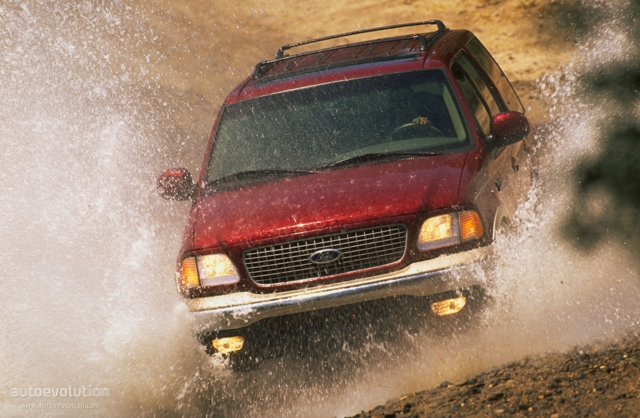Ford Expedition photo 3