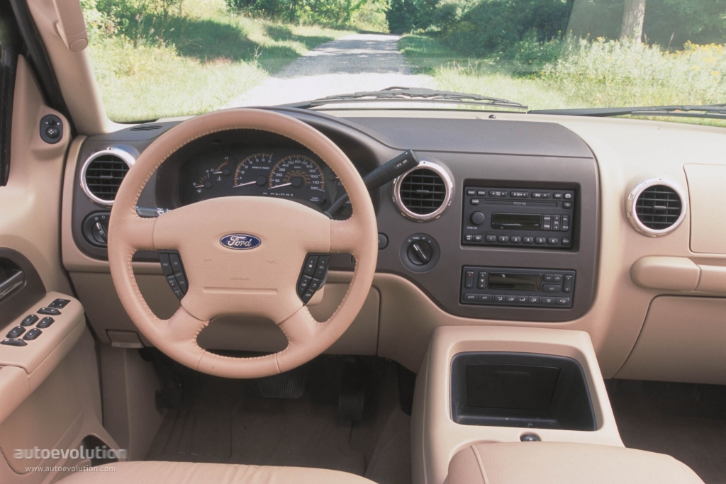 Ford Expedition photo 8