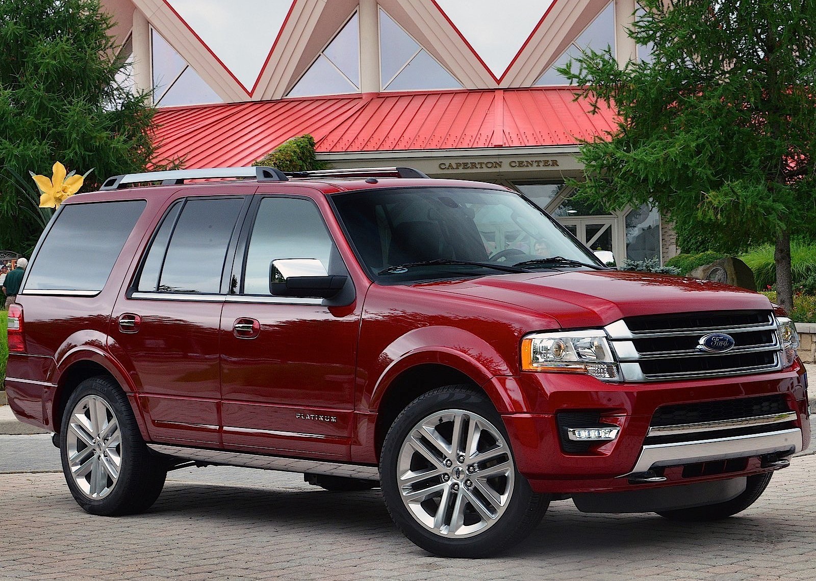 Ford Expedition photo 8