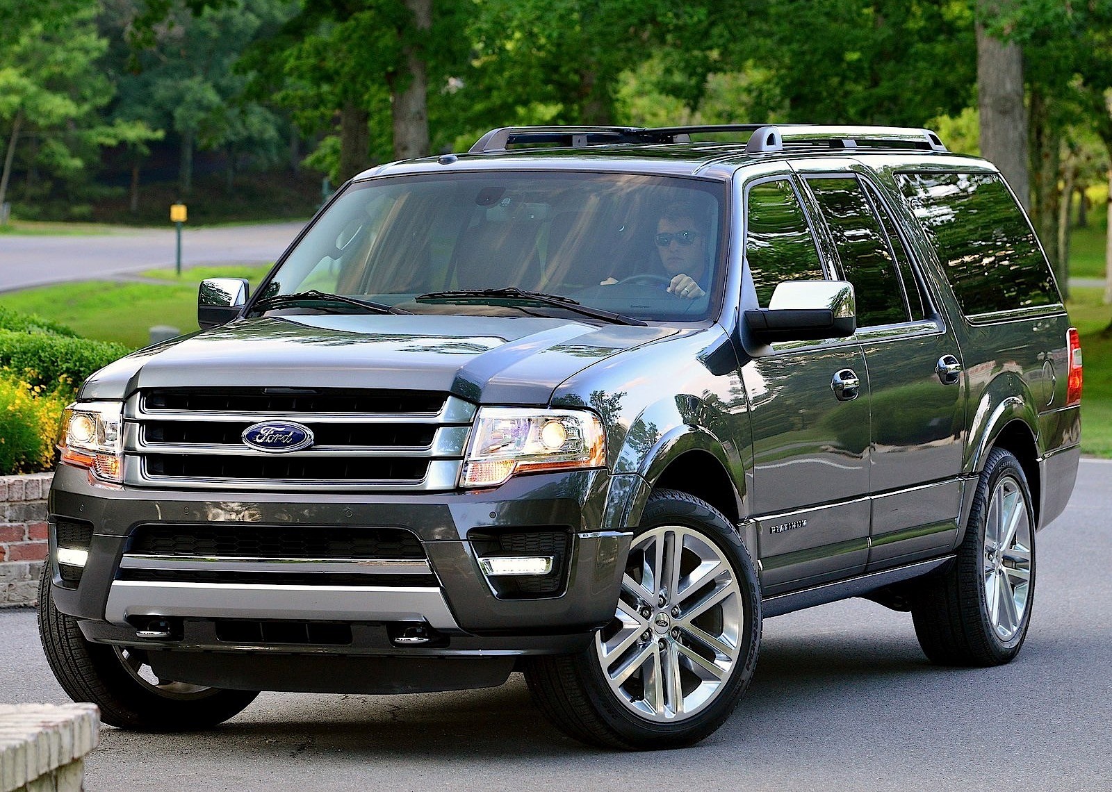 Ford Expedition photo 33