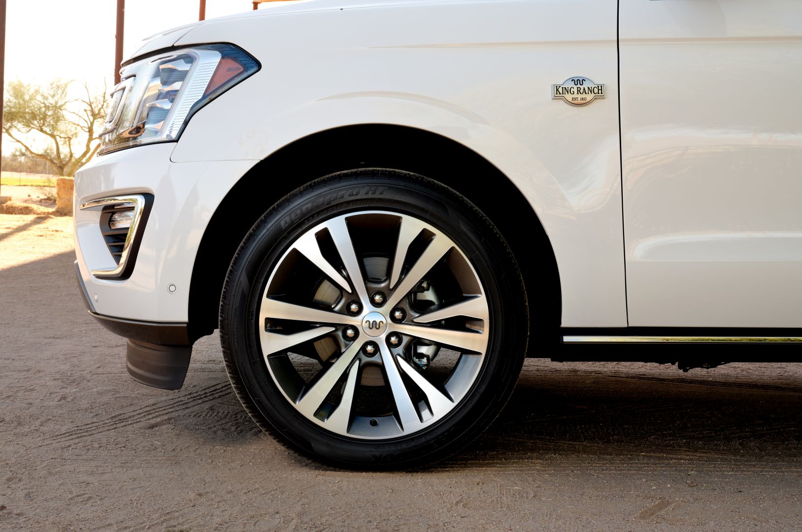 Ford Expedition photo 46