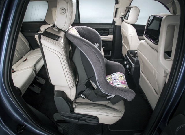 Ford Expedition photo 42