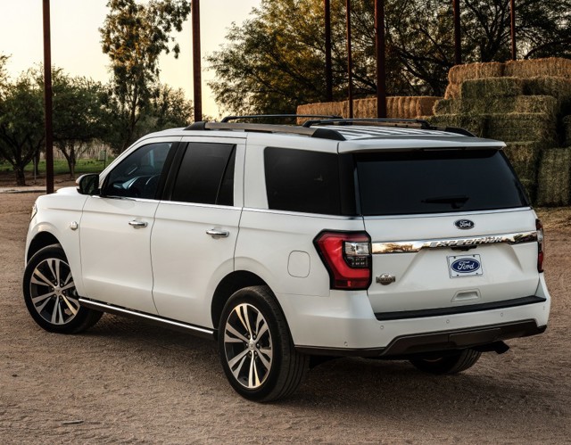 Ford Expedition photo 14