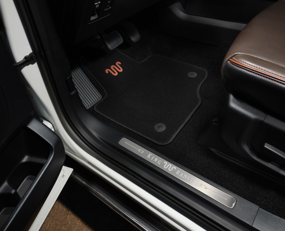 Ford Expedition photo 34