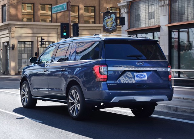 Ford Expedition photo 21