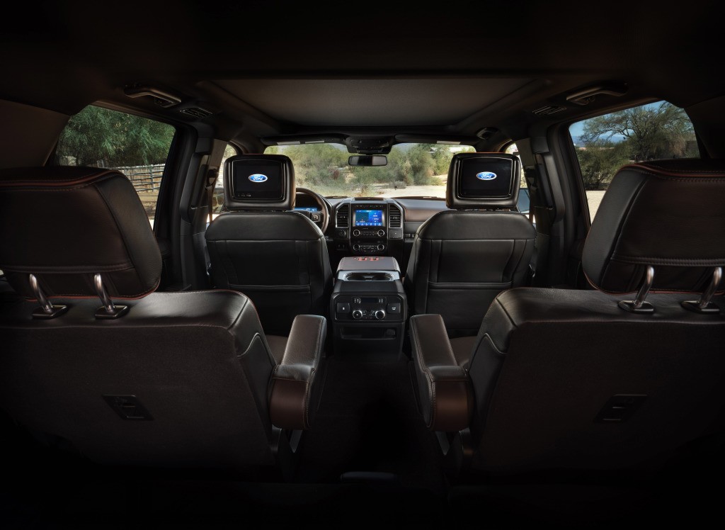 Ford Expedition photo 37