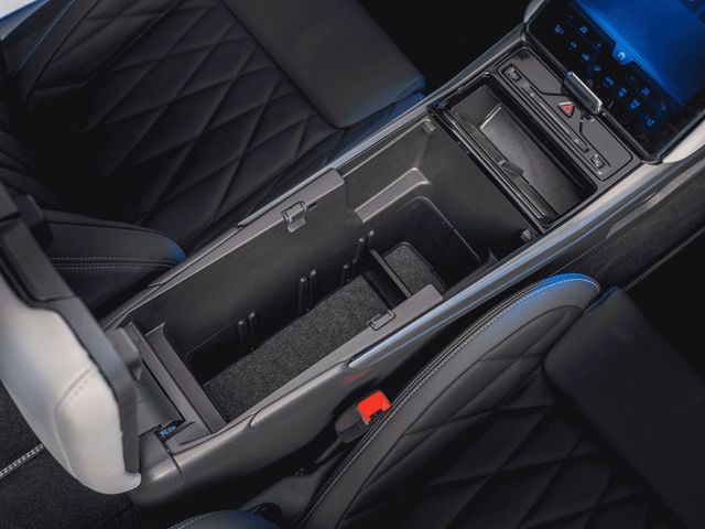Ford Explorer Electric photo 31