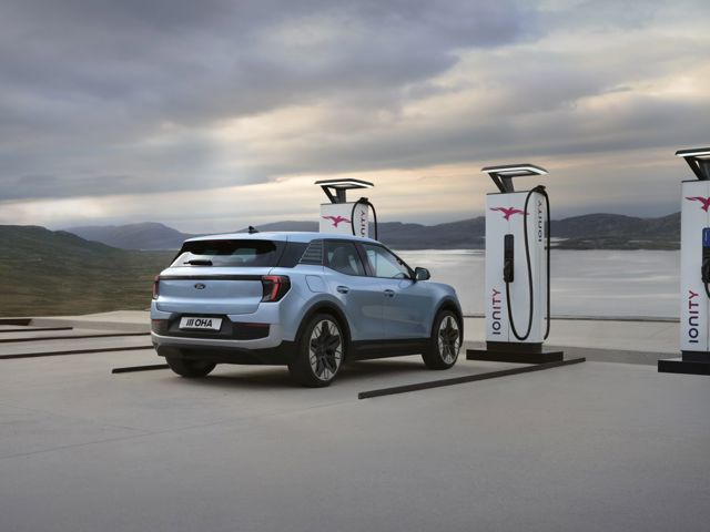 Ford Explorer Electric photo 19
