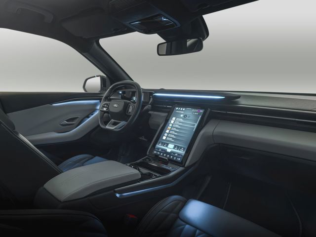 Ford Explorer Electric photo 32