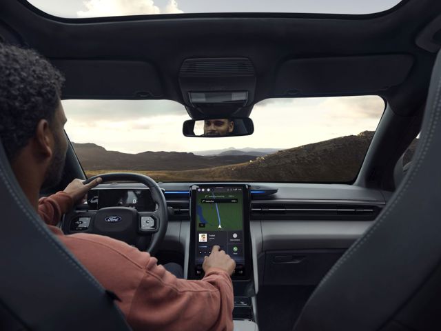 Ford Explorer Electric photo 36