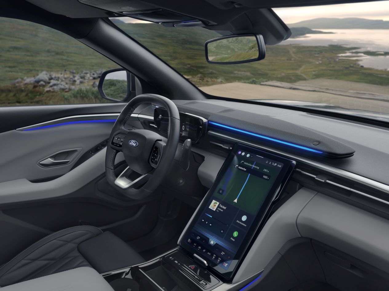 Ford Explorer Electric photo 37