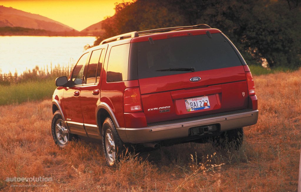 Ford Explorer photo 4