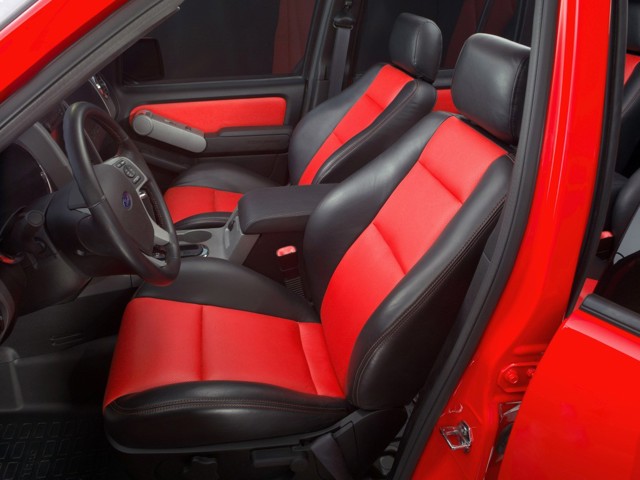 Ford Explorer photo 33