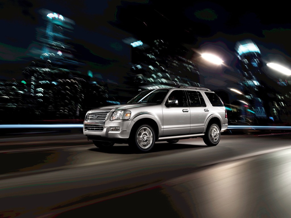 Ford Explorer photo 7