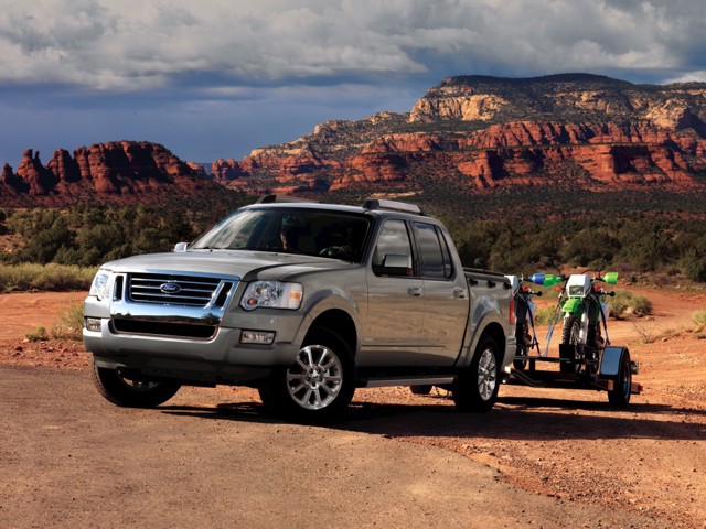 Ford Explorer photo 21