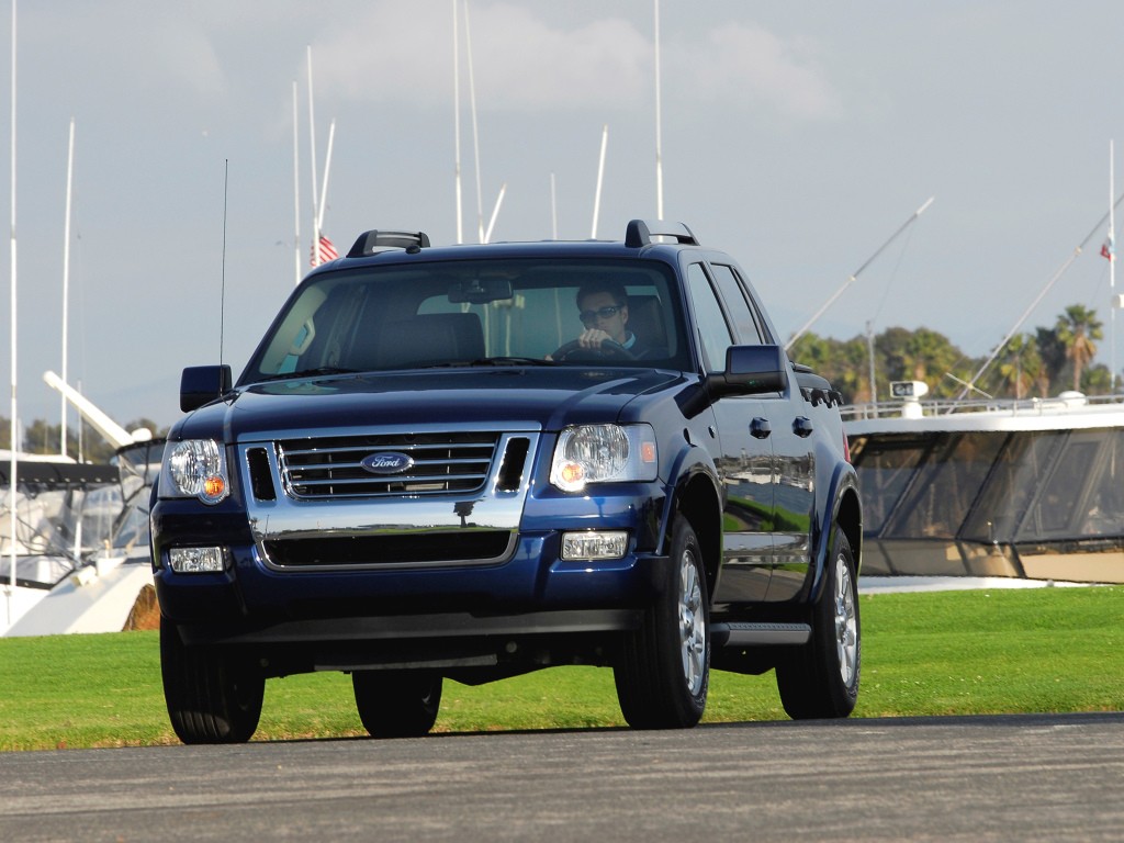Ford Explorer photo 22