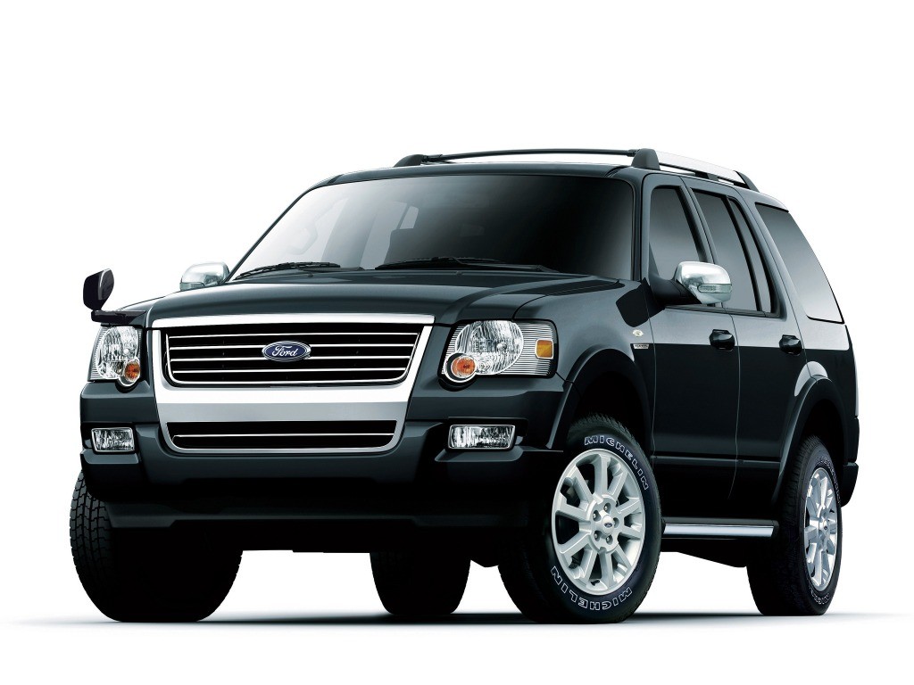 Ford Explorer photo 23