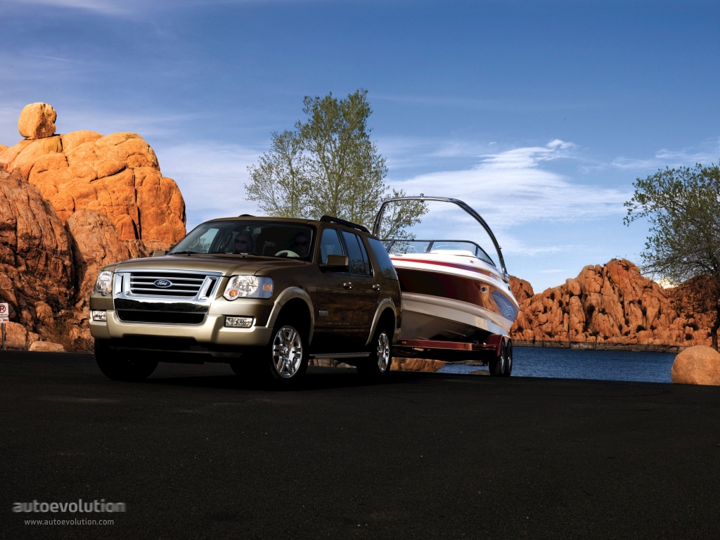 Ford Explorer photo 3